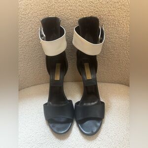 Michael Kors Collection Navy and White Women's High Heel Sandals. Size 38.